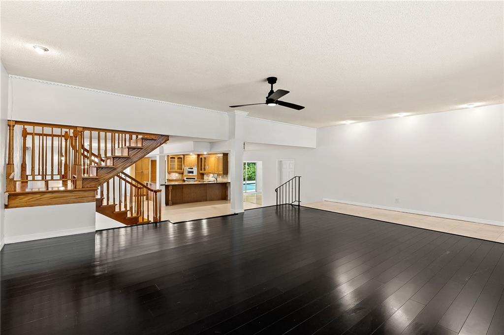 1736 SW 30th Pl