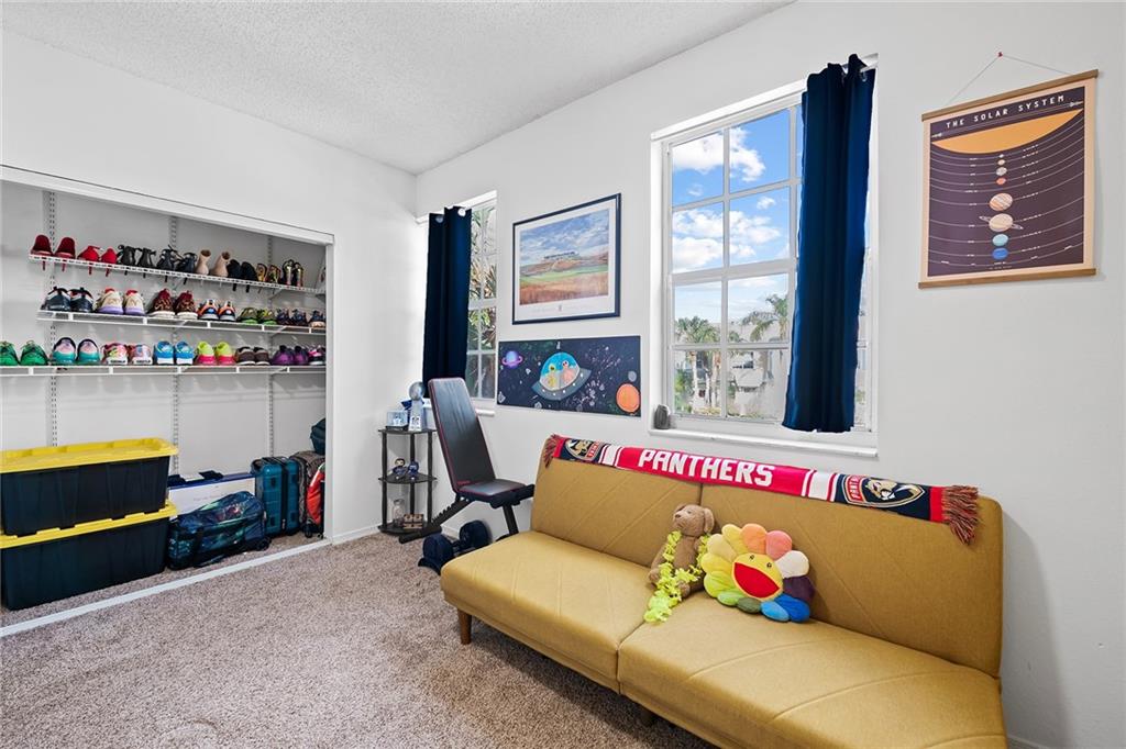7812 Dixie Beach Cir Unit: 7812