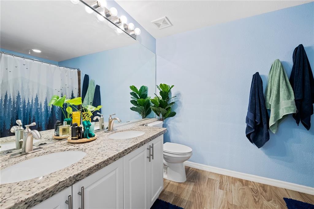 7812 Dixie Beach Cir Unit: 7812