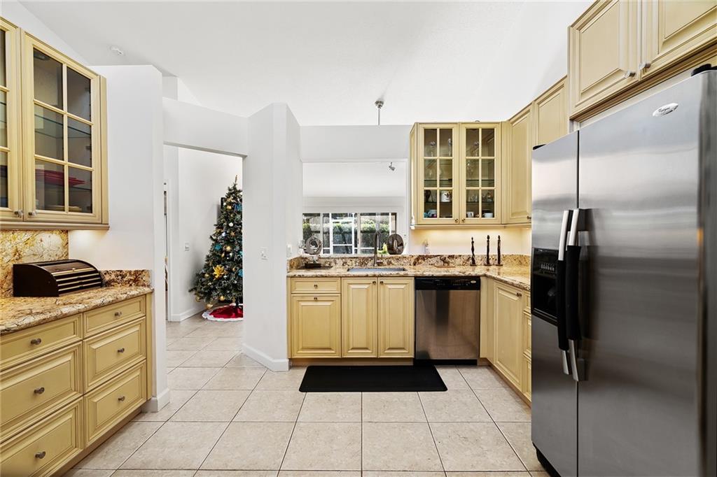 3524 Deer Creek Palladian Circle