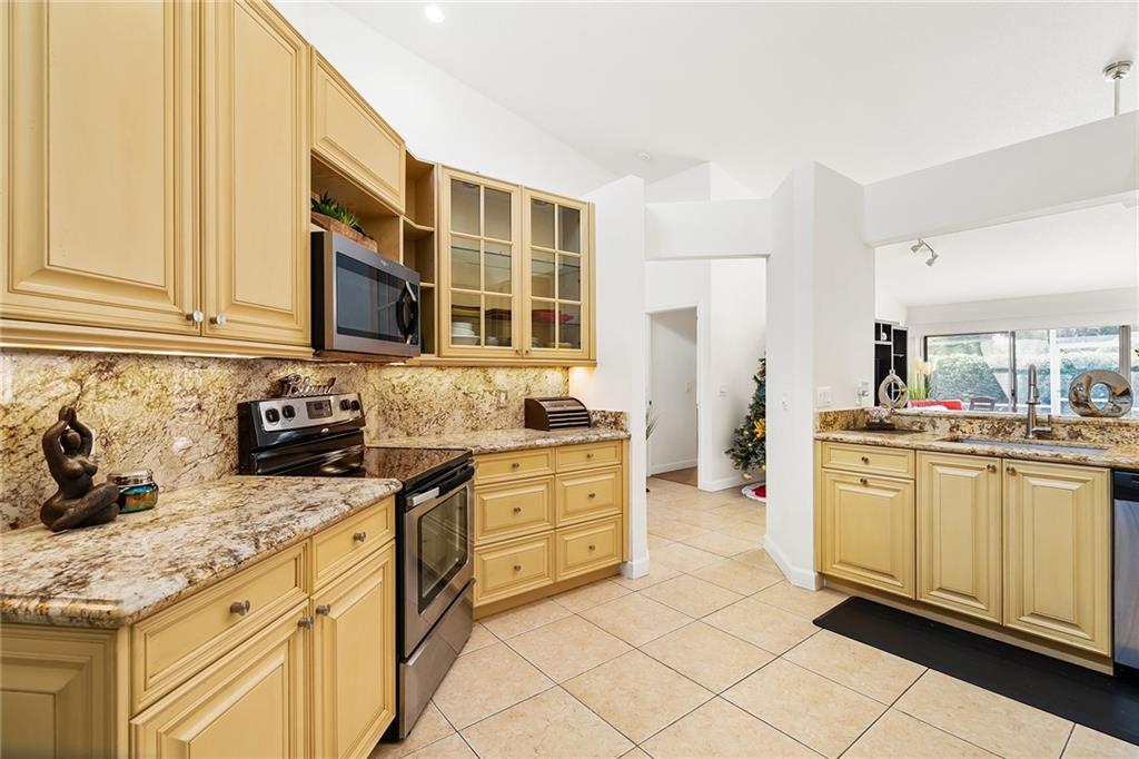 3524 Deer Creek Palladian Circle