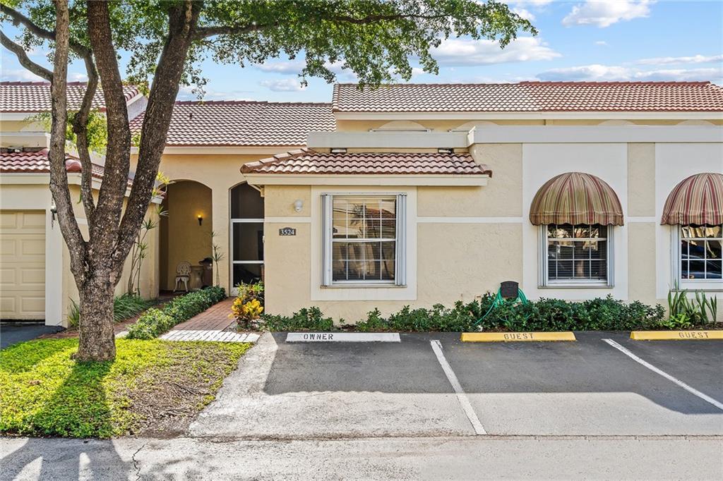 3524 Deer Creek Palladian Circle