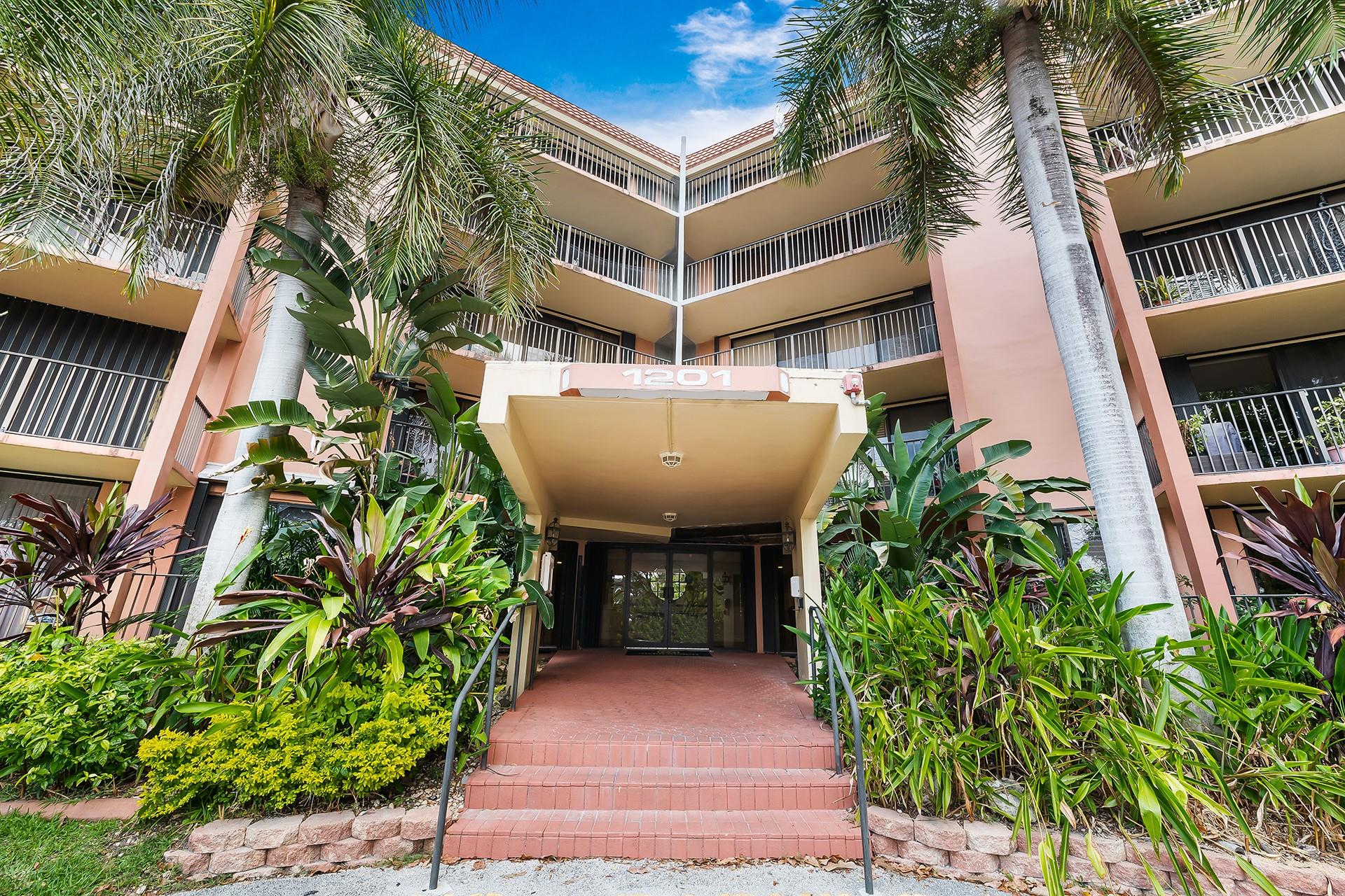 1201 River Reach Dr Unit: 108
