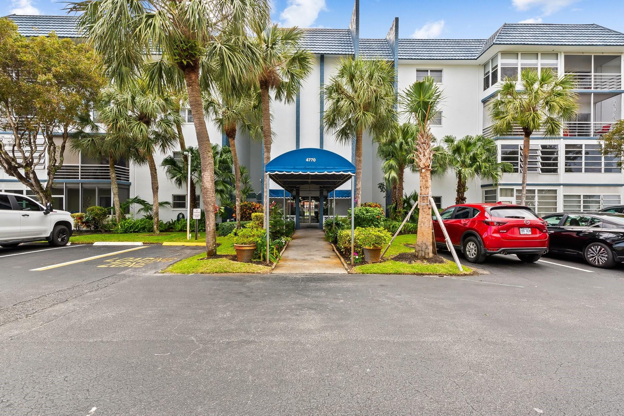 4770 NW 21st St Unit: 211