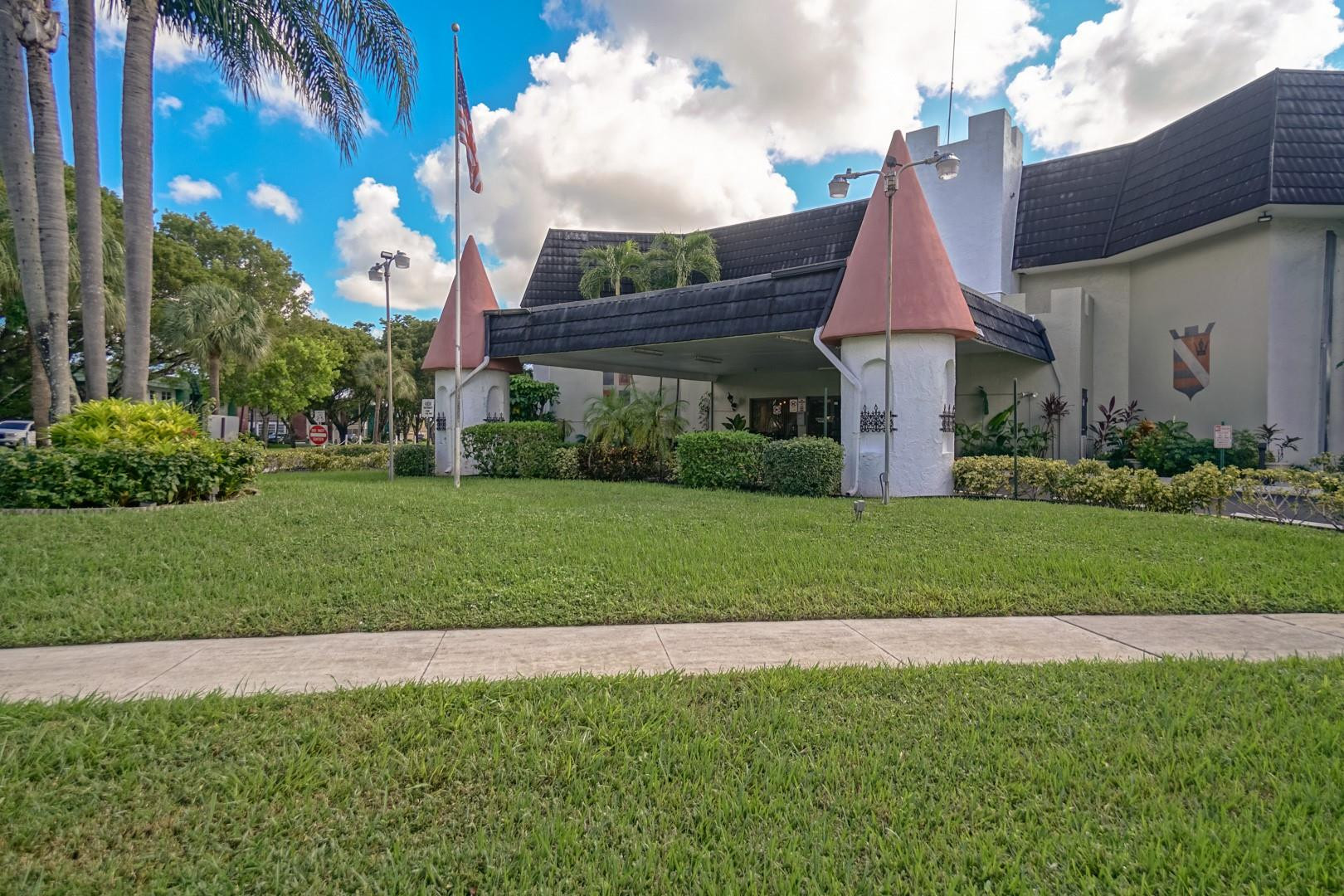 4770 NW 21st St Unit: 211