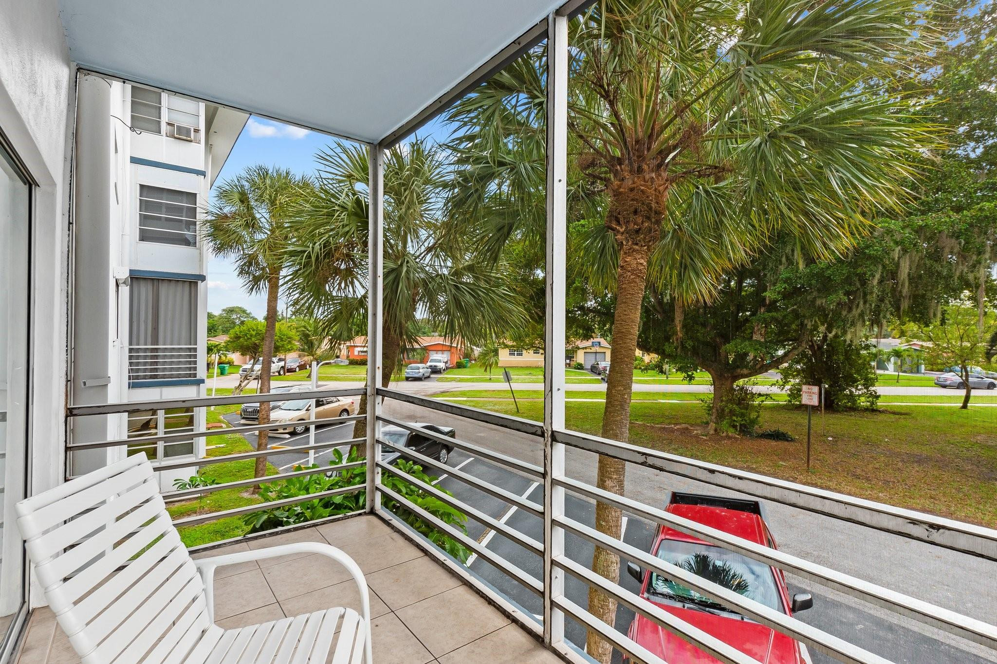 4770 NW 21st St Unit: 211