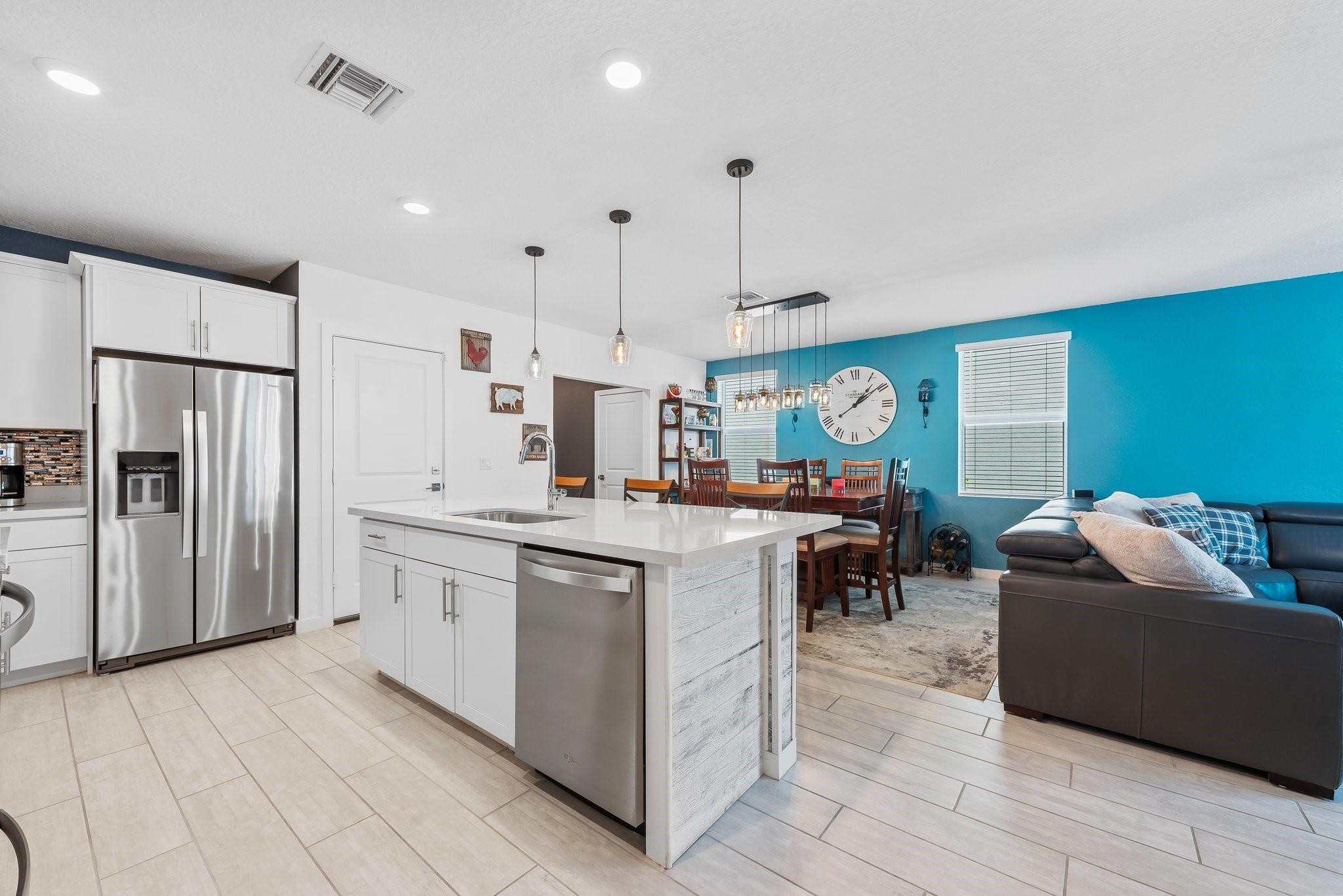 2460 Timber Forest Dr