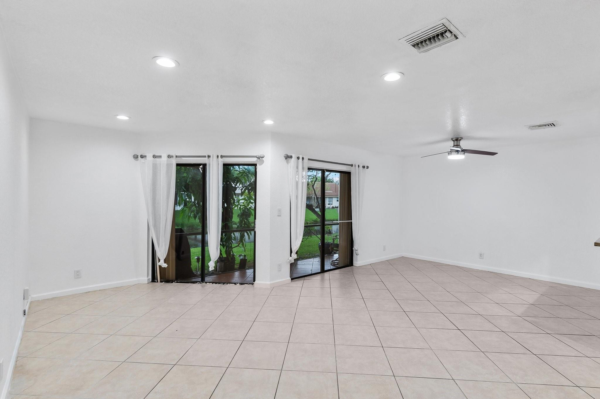 1693 Cypress Pointe Dr 1693