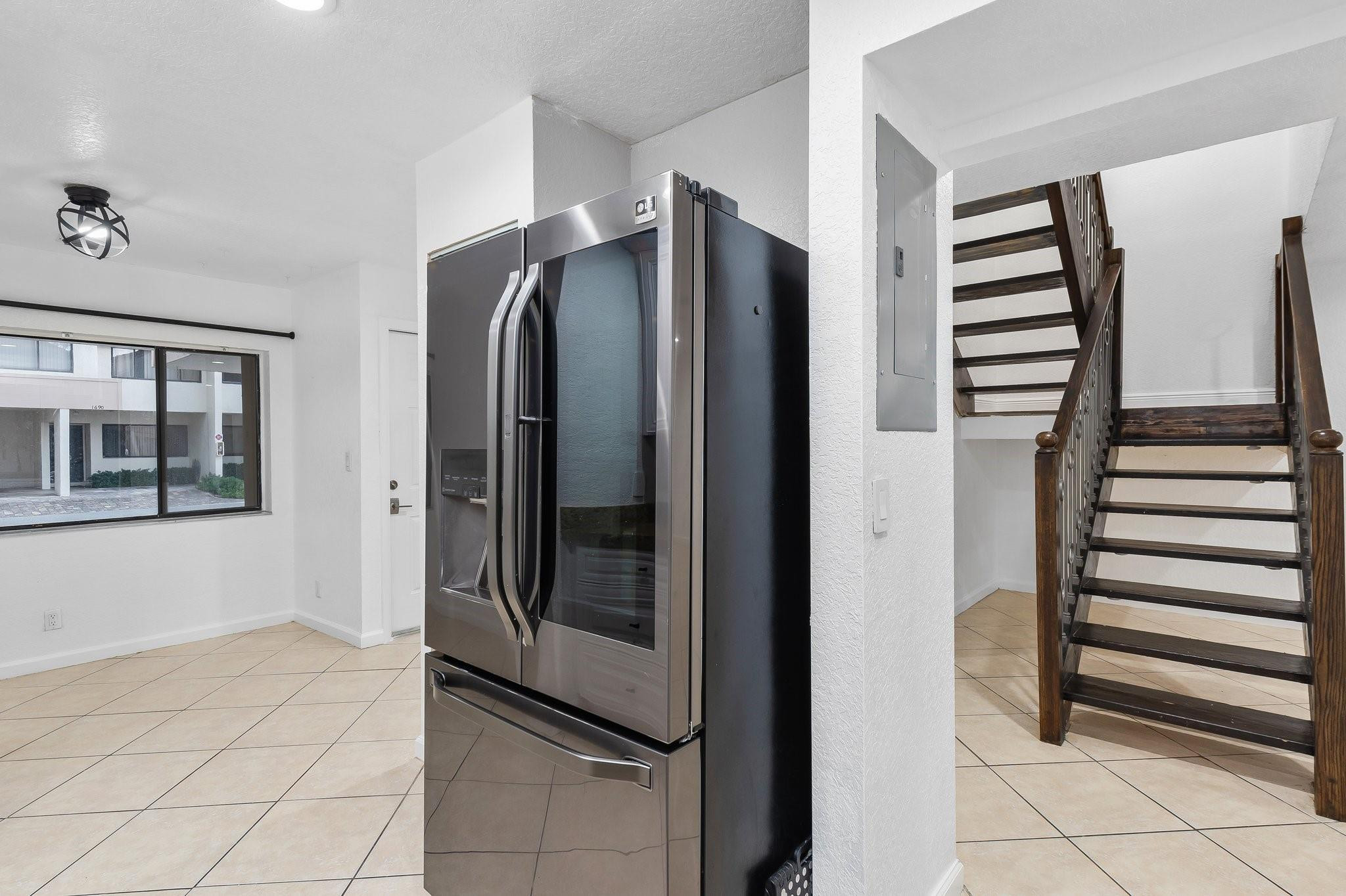 1693 Cypress Pointe Dr 1693