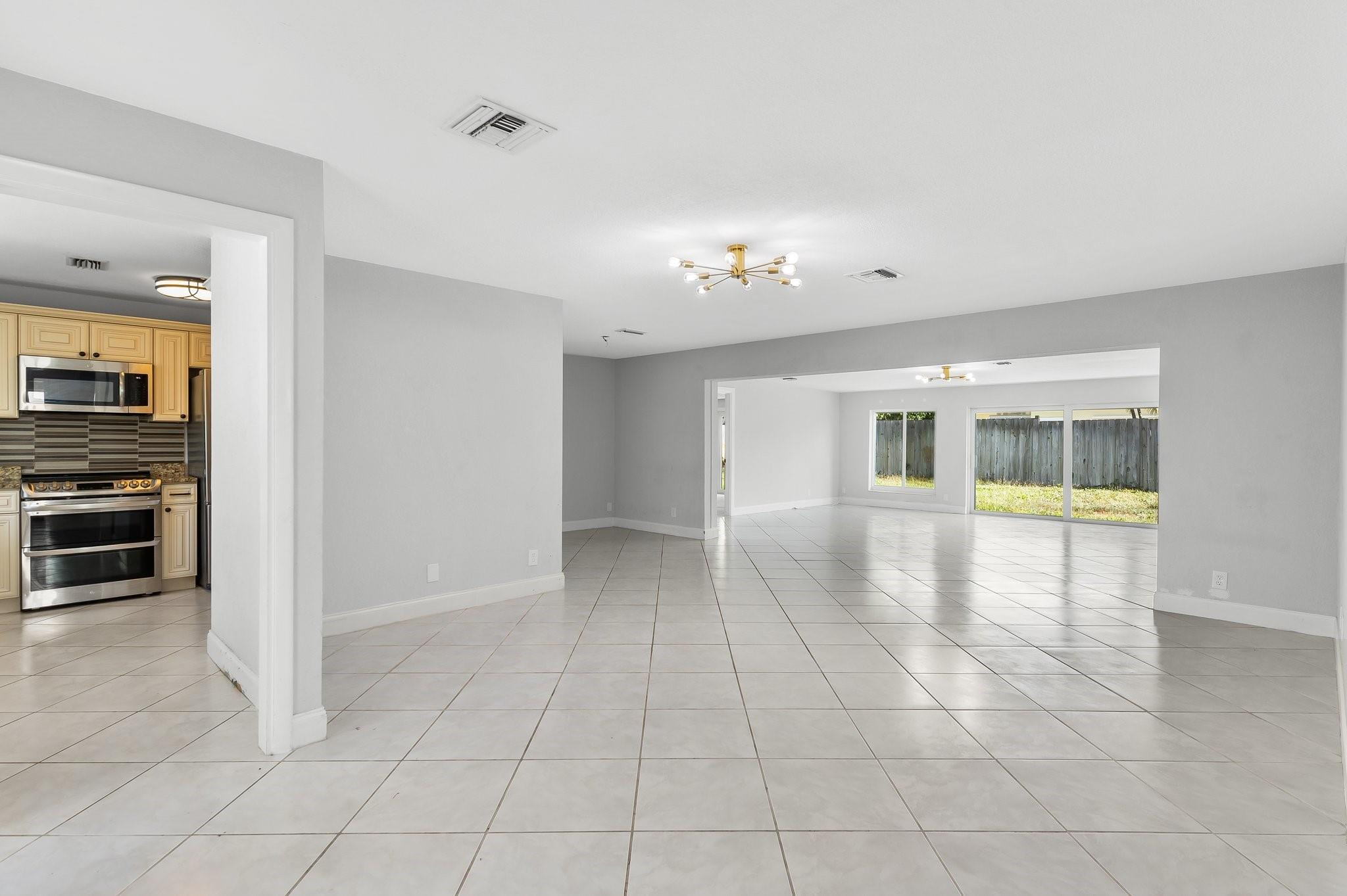 1289 SW 7th Street
