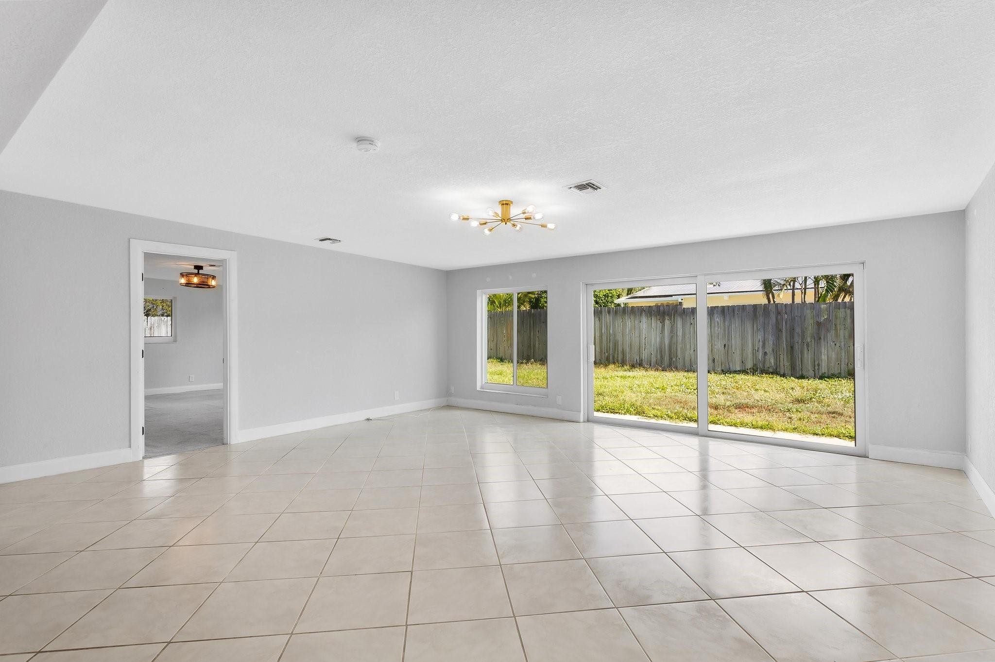 1289 SW 7th Street
