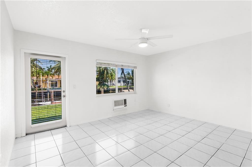 301 E McNab Rd 112