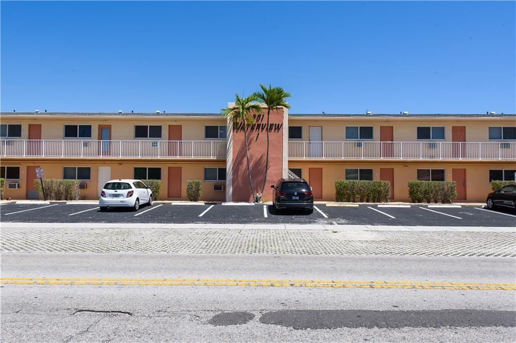 301 E McNab Rd 112