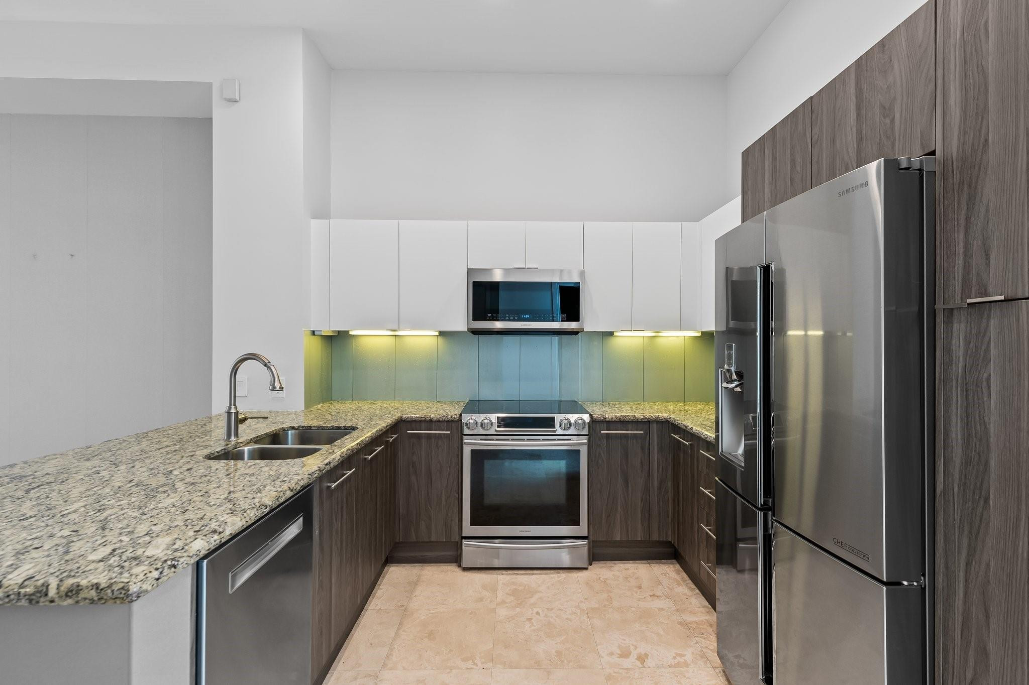 731 NE 4th Ave