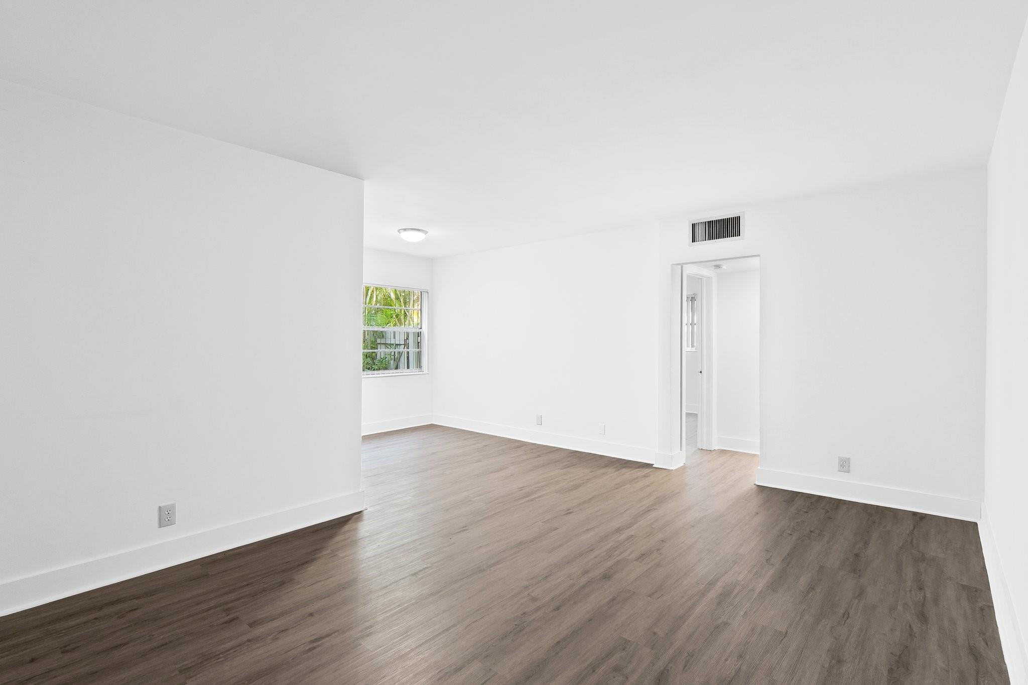 512 BAYSHORE DRIVE 105