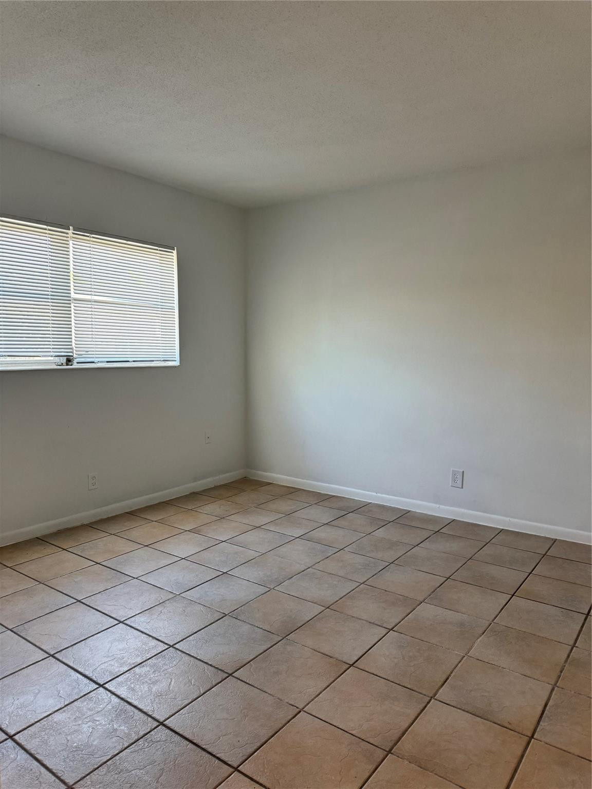 512 BAYSHORE DRIVE 104