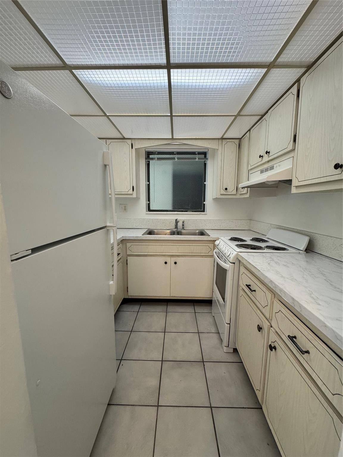 512 BAYSHORE DRIVE 104