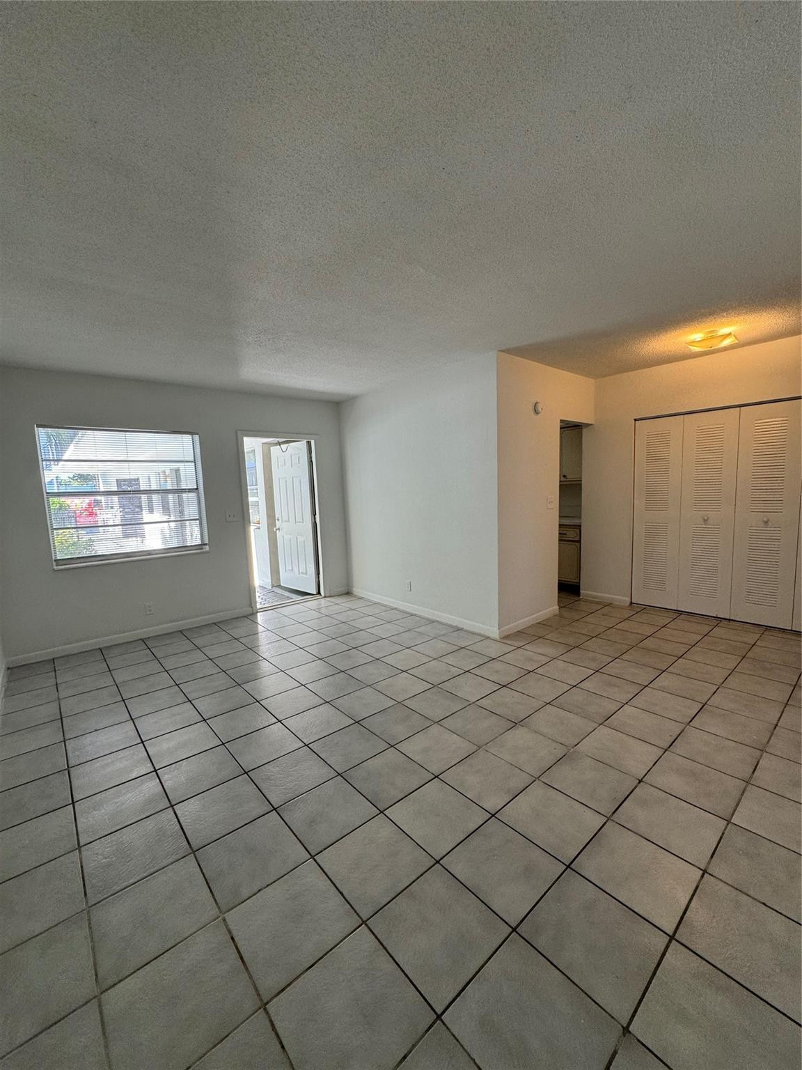 512 BAYSHORE DRIVE 104