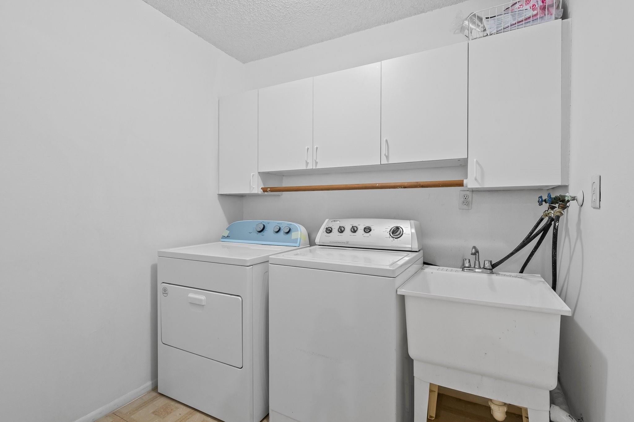 3320 Simms Street 11i