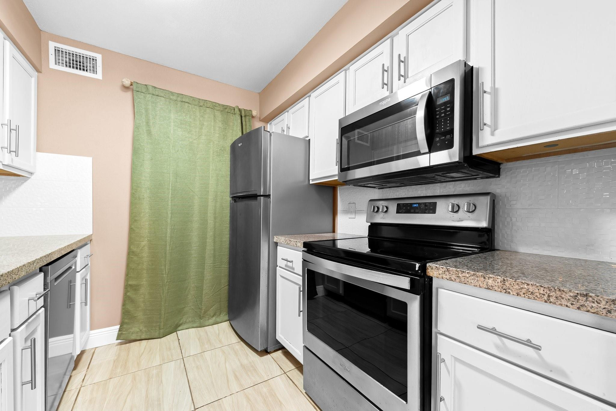 2400 NW 33rd St 1110