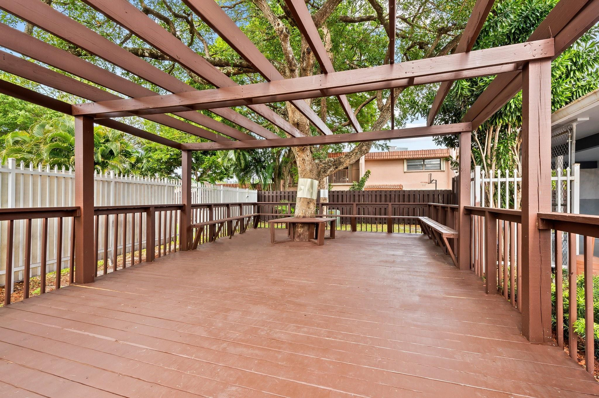 8059 SW 17th Pl 5-4