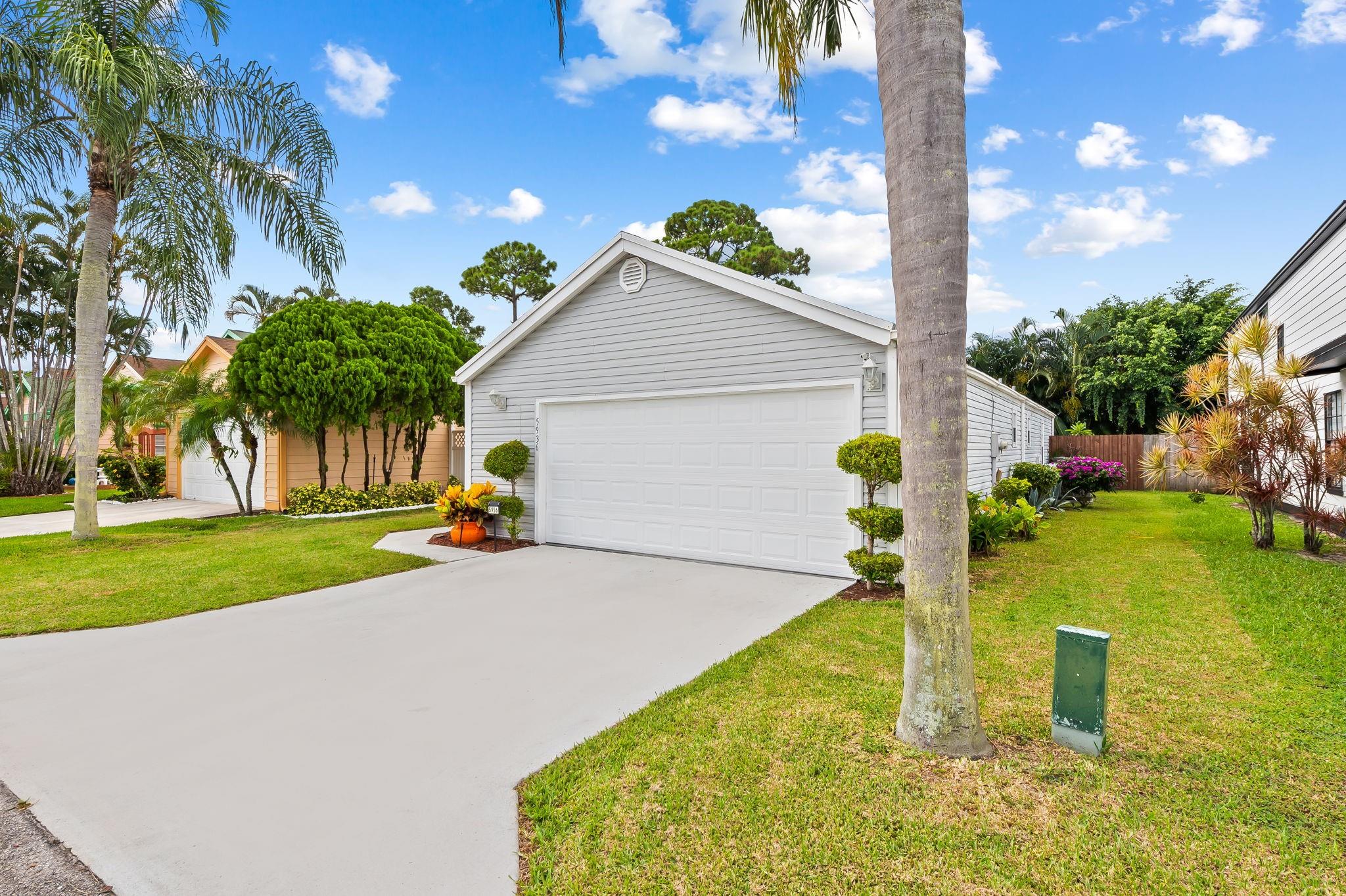 5936 Snowdrop Way