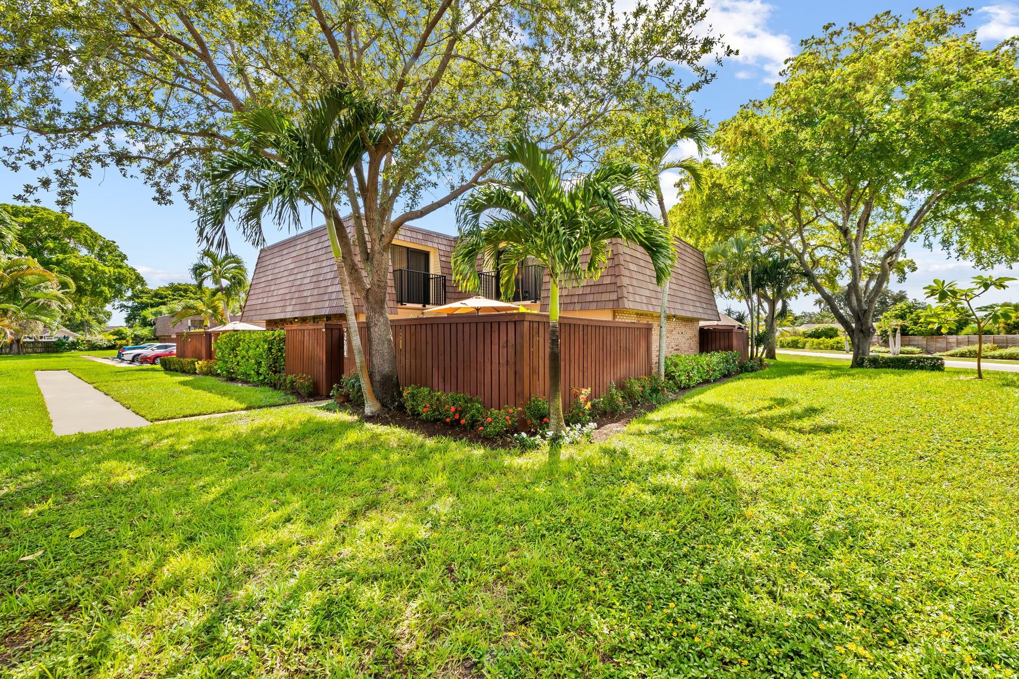 2684 SW 15th St 2684