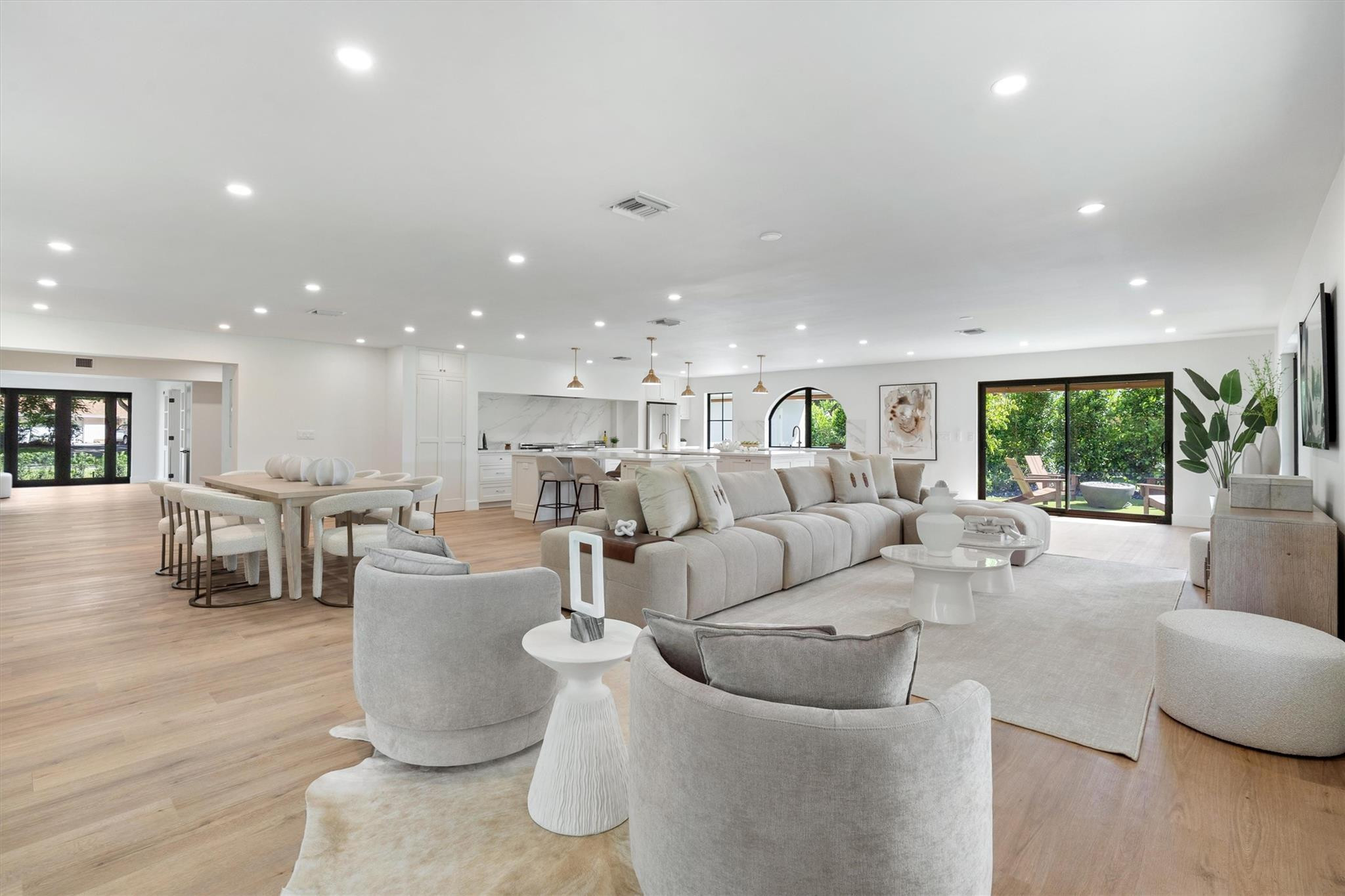 4456 Hickory Drive