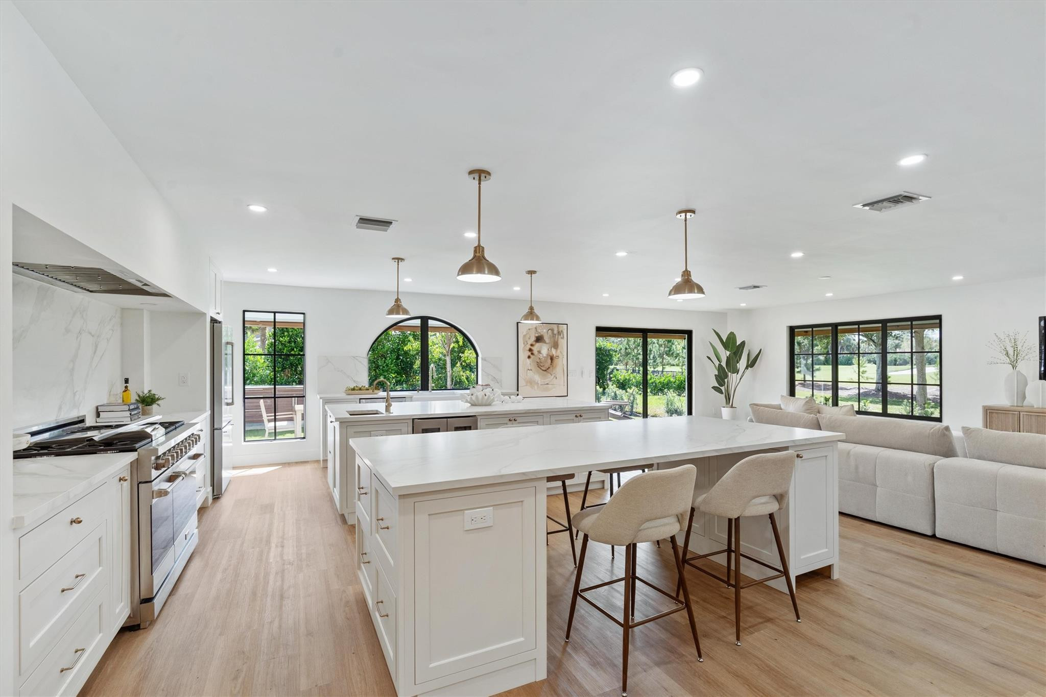 4456 Hickory Drive