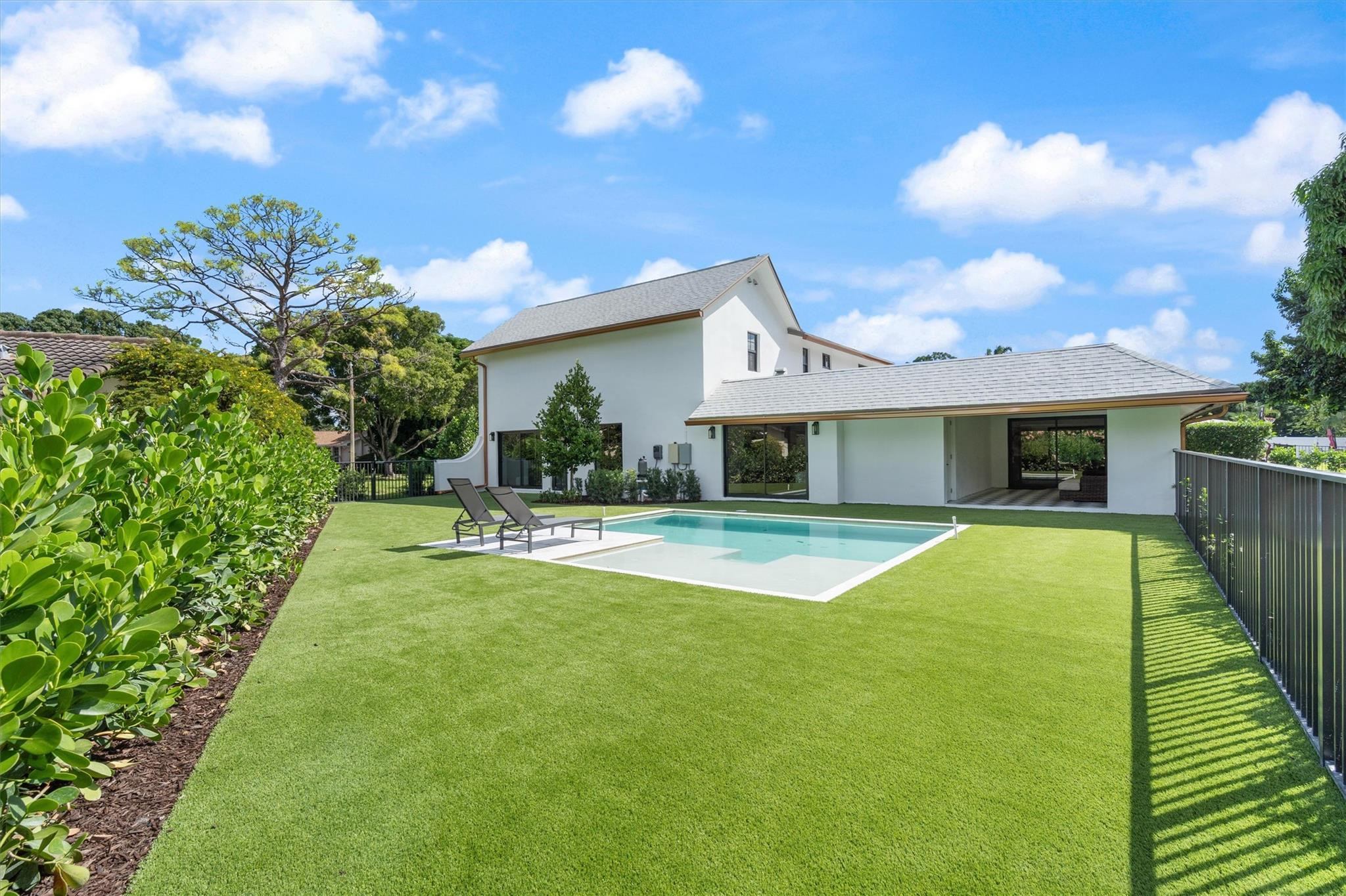 4456 Hickory Drive