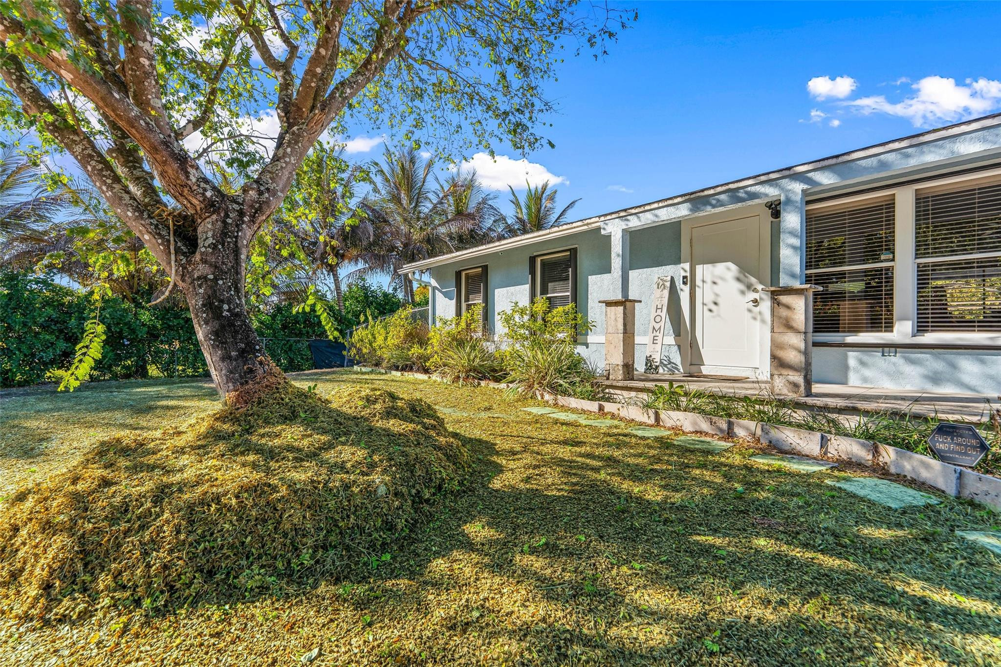 12895 Persimmon Boulevard