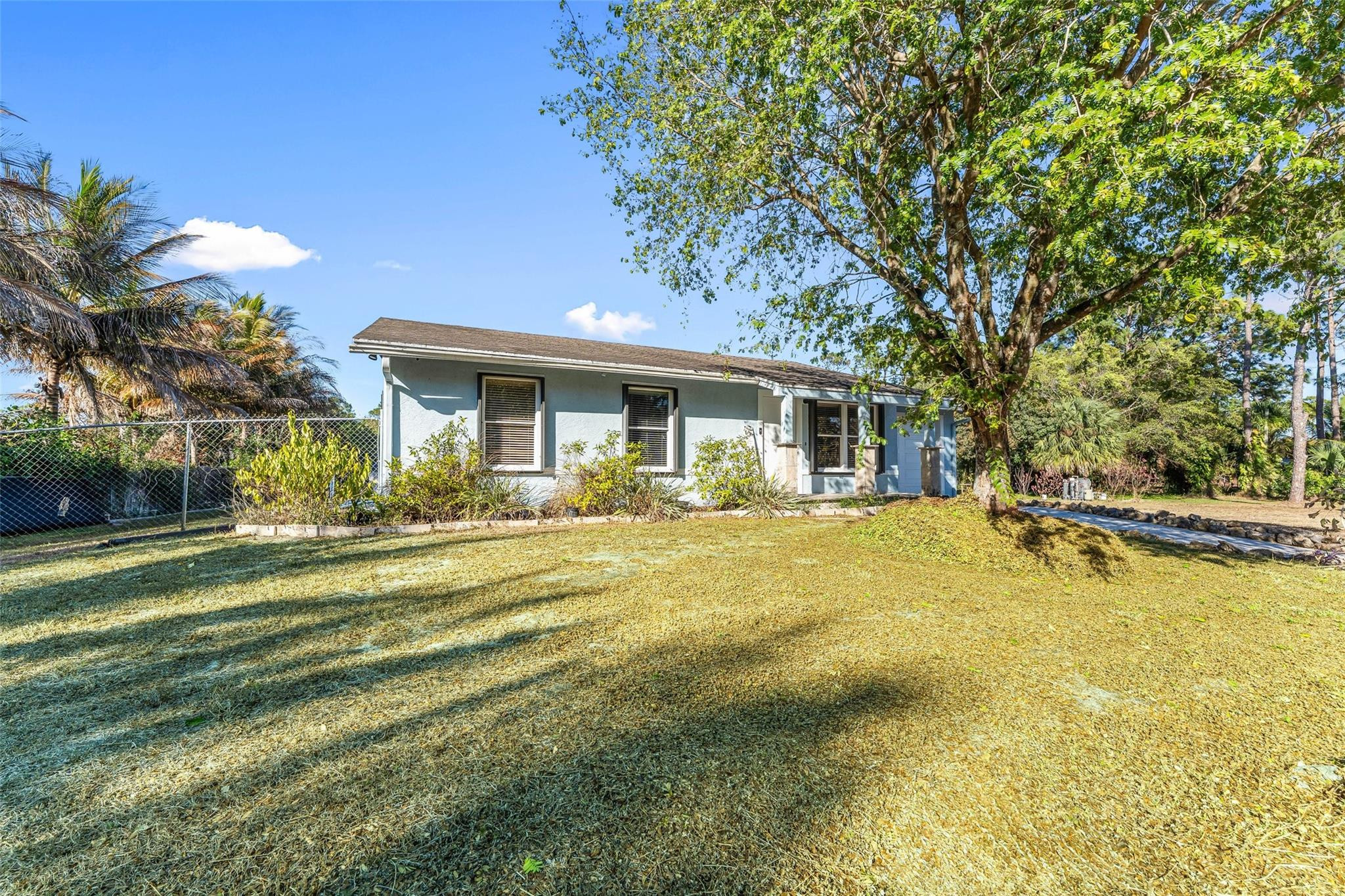 12895 Persimmon Boulevard