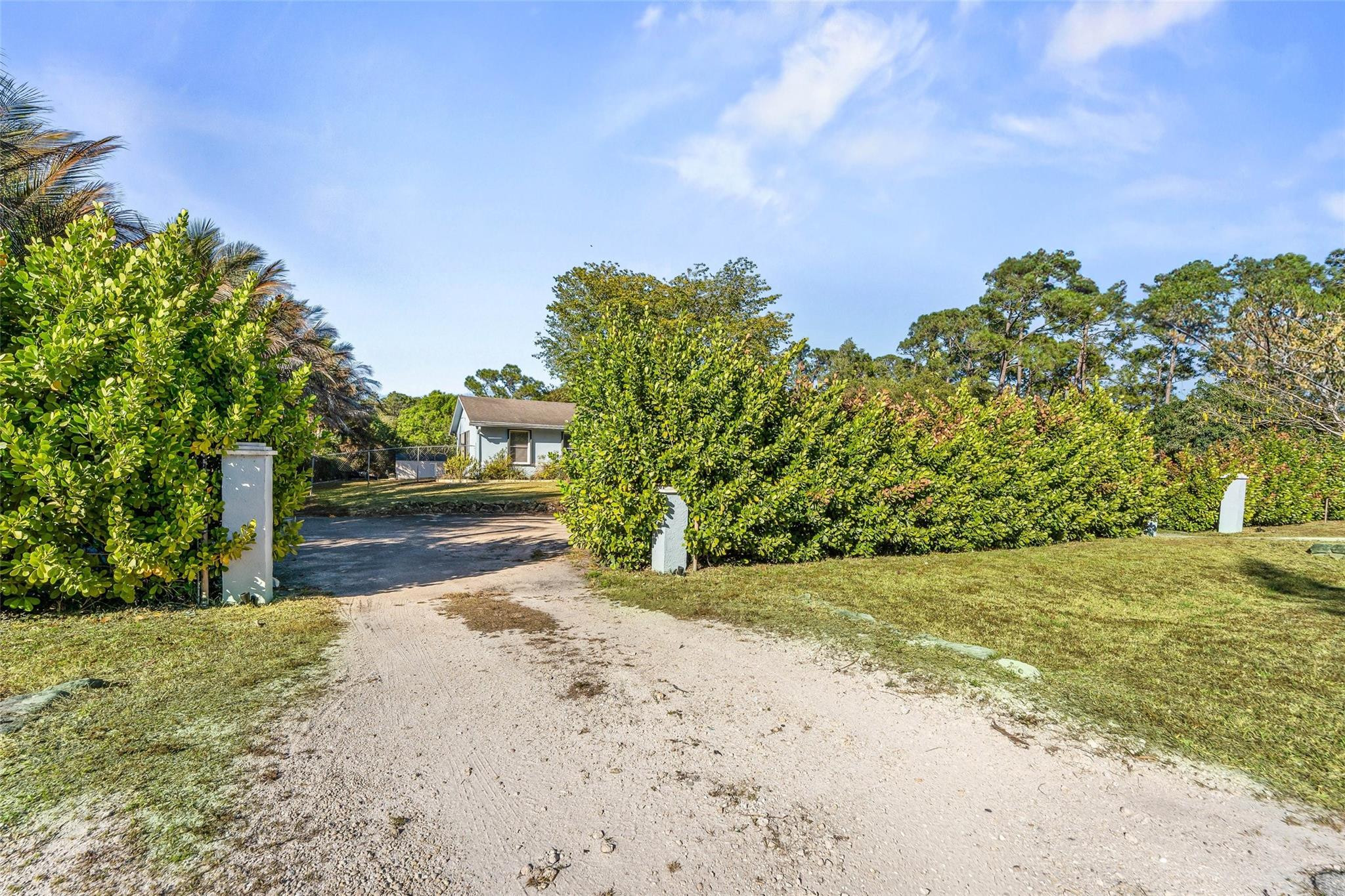 12895 Persimmon Boulevard