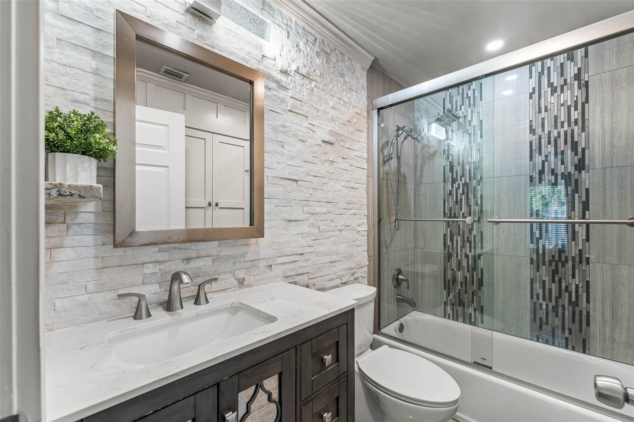 12895 Persimmon Boulevard