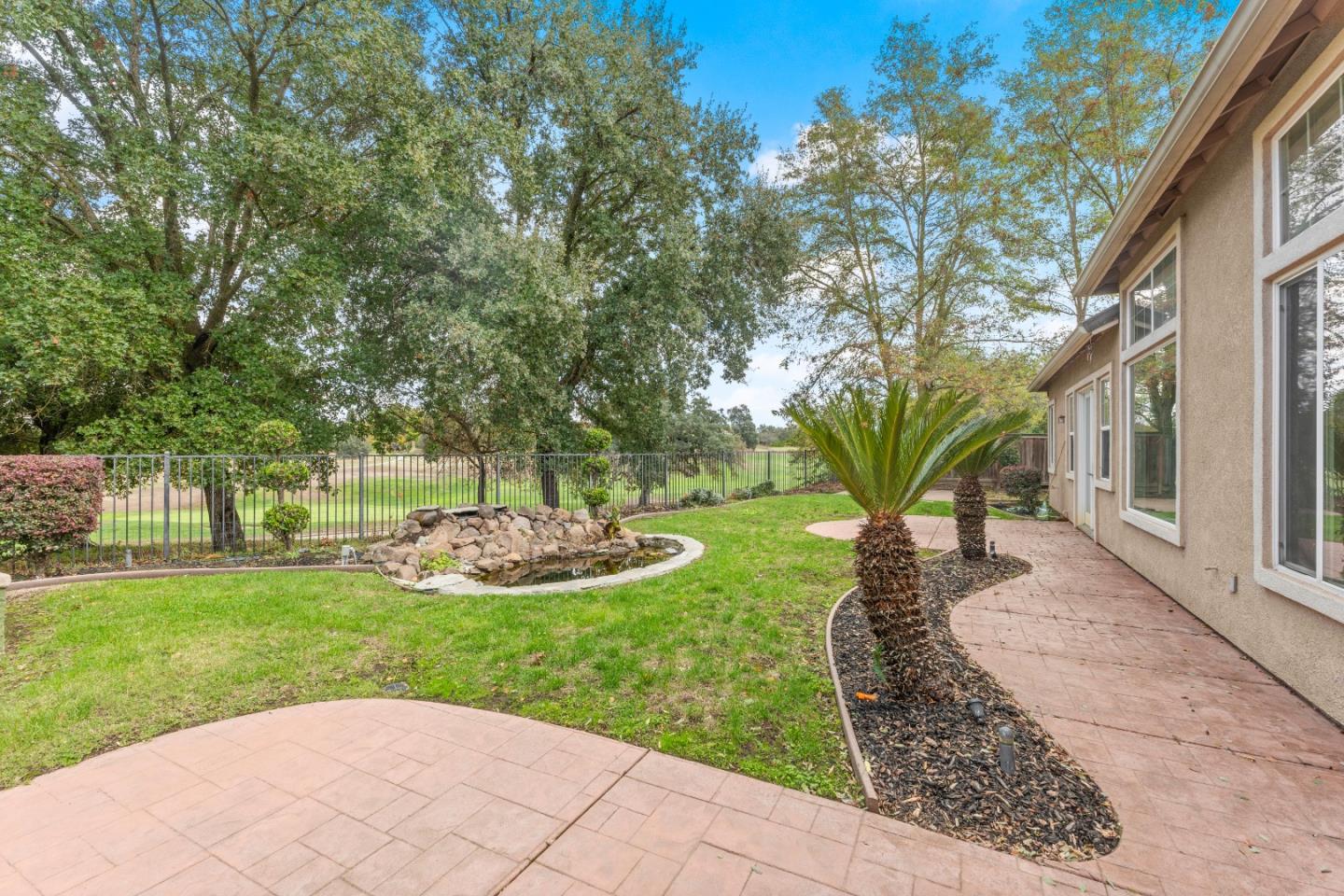 9555 Pinehurst Drive