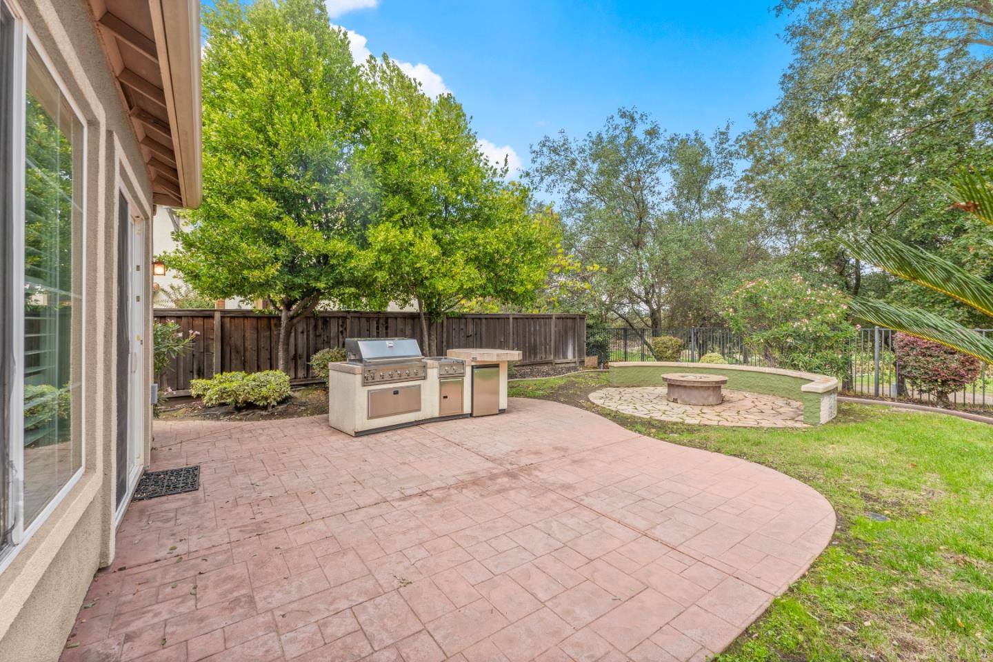 9555 Pinehurst Drive