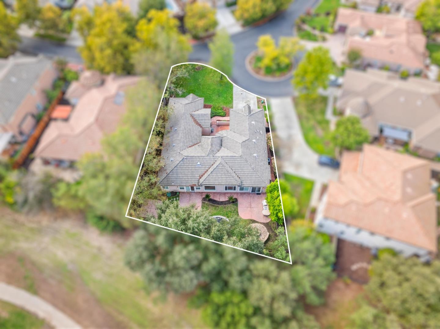 9555 Pinehurst Drive