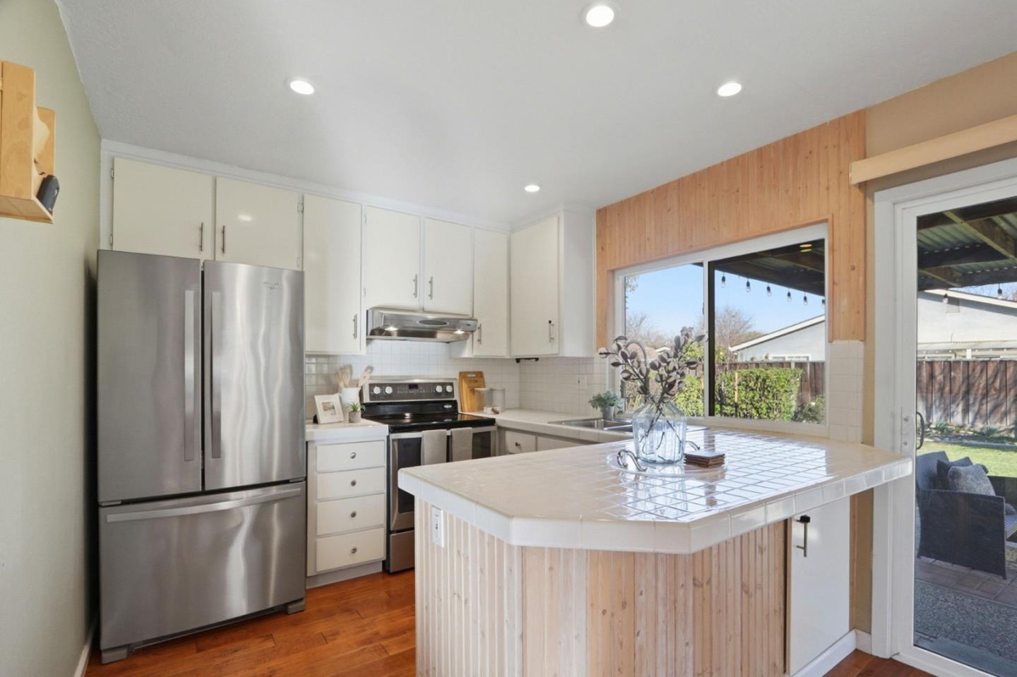 316 Beechvale Court