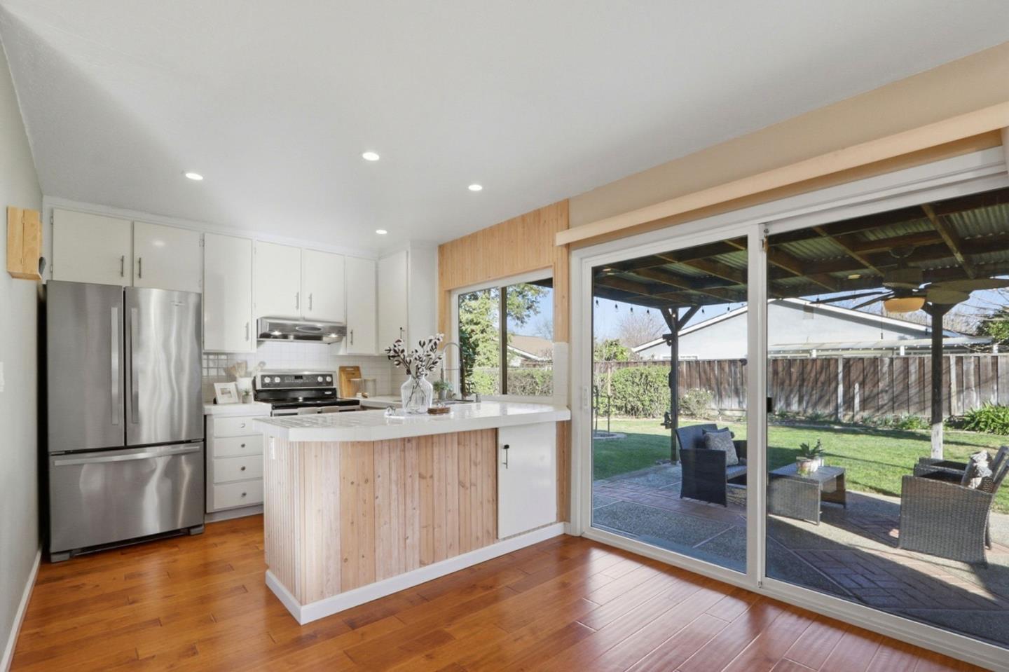 316 Beechvale Court