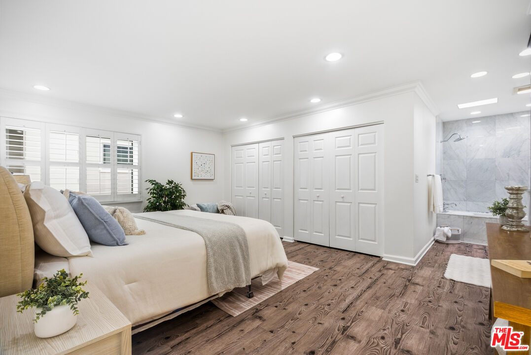 1337 Berkeley St Unit: 6