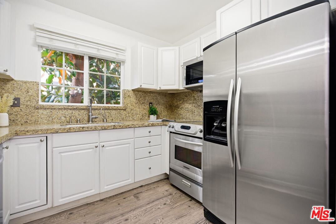 1337 Berkeley St Unit: 6