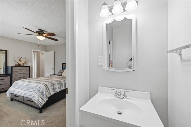 412 W 229th