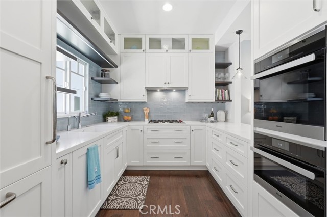 702 S Broadway Unit: A