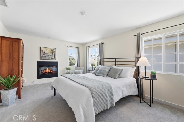702 S Broadway Unit: A