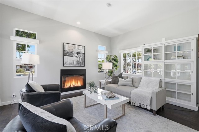 702 S Broadway Unit: A