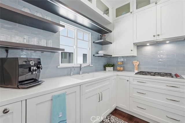 702 S Broadway Unit: A