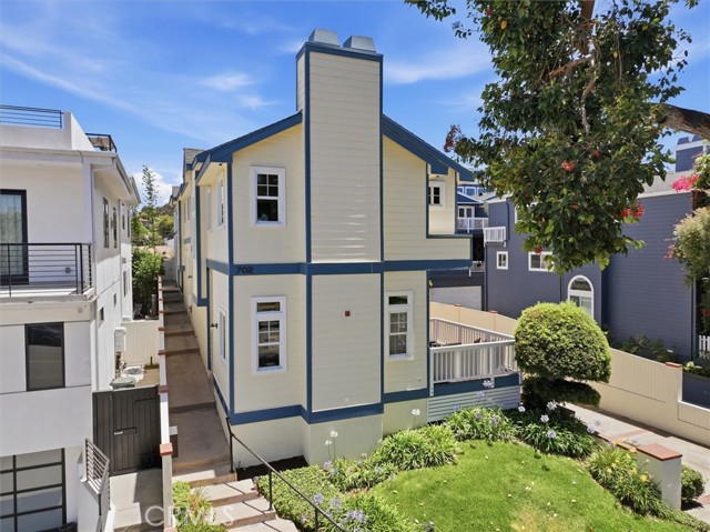 702 S Broadway Unit: A