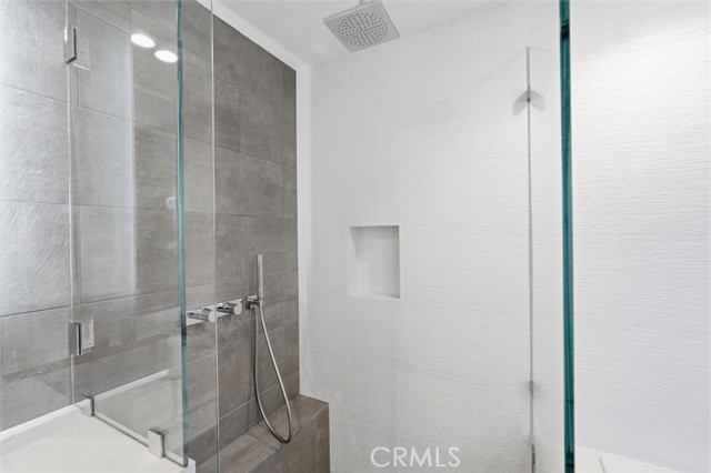 702 S Broadway Unit: A