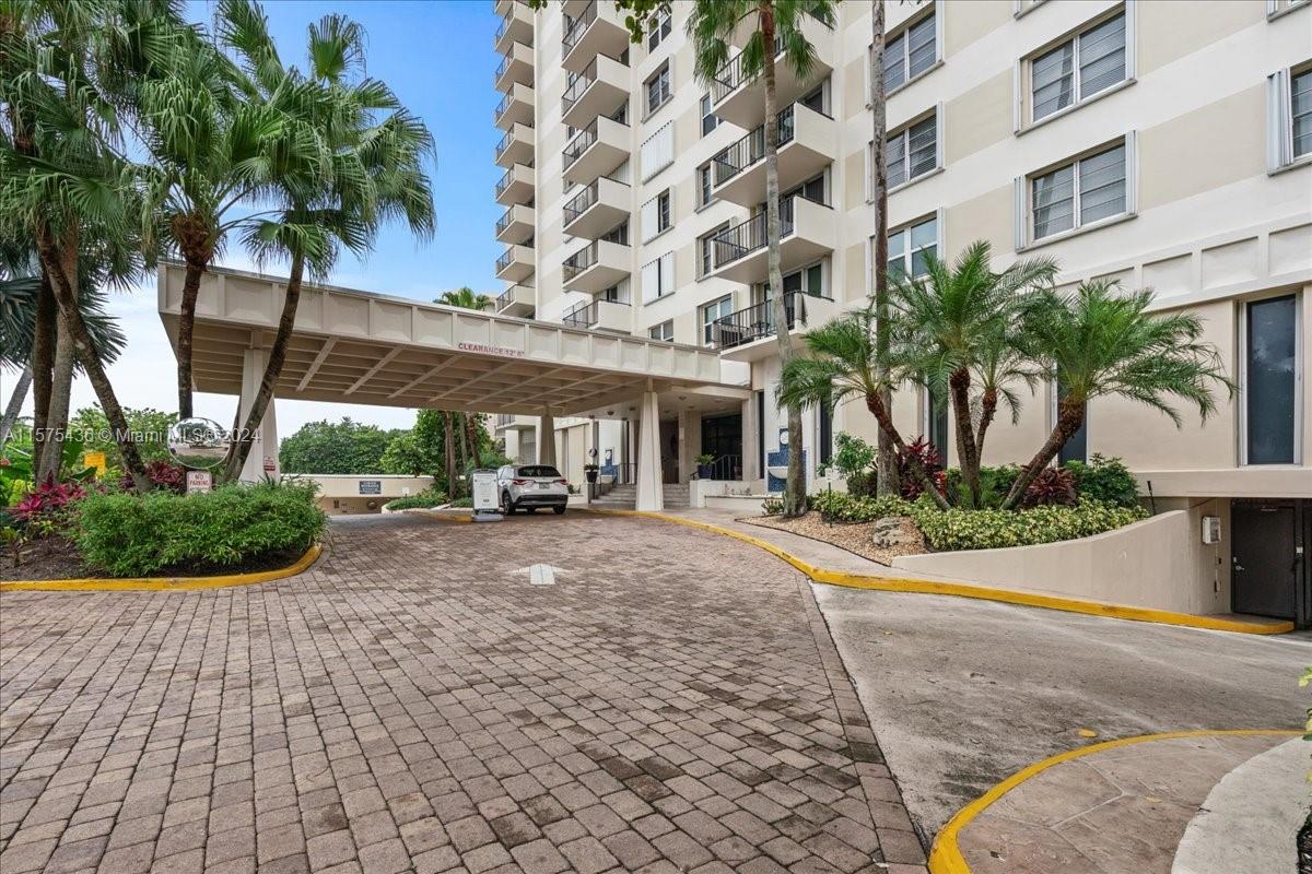 1900 S Ocean Blvd # 3E