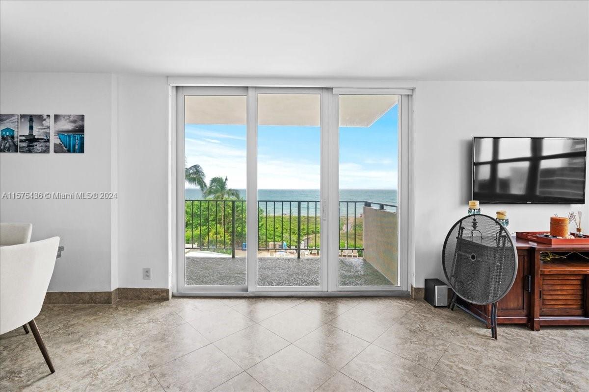 1900 S Ocean Blvd # 3E
